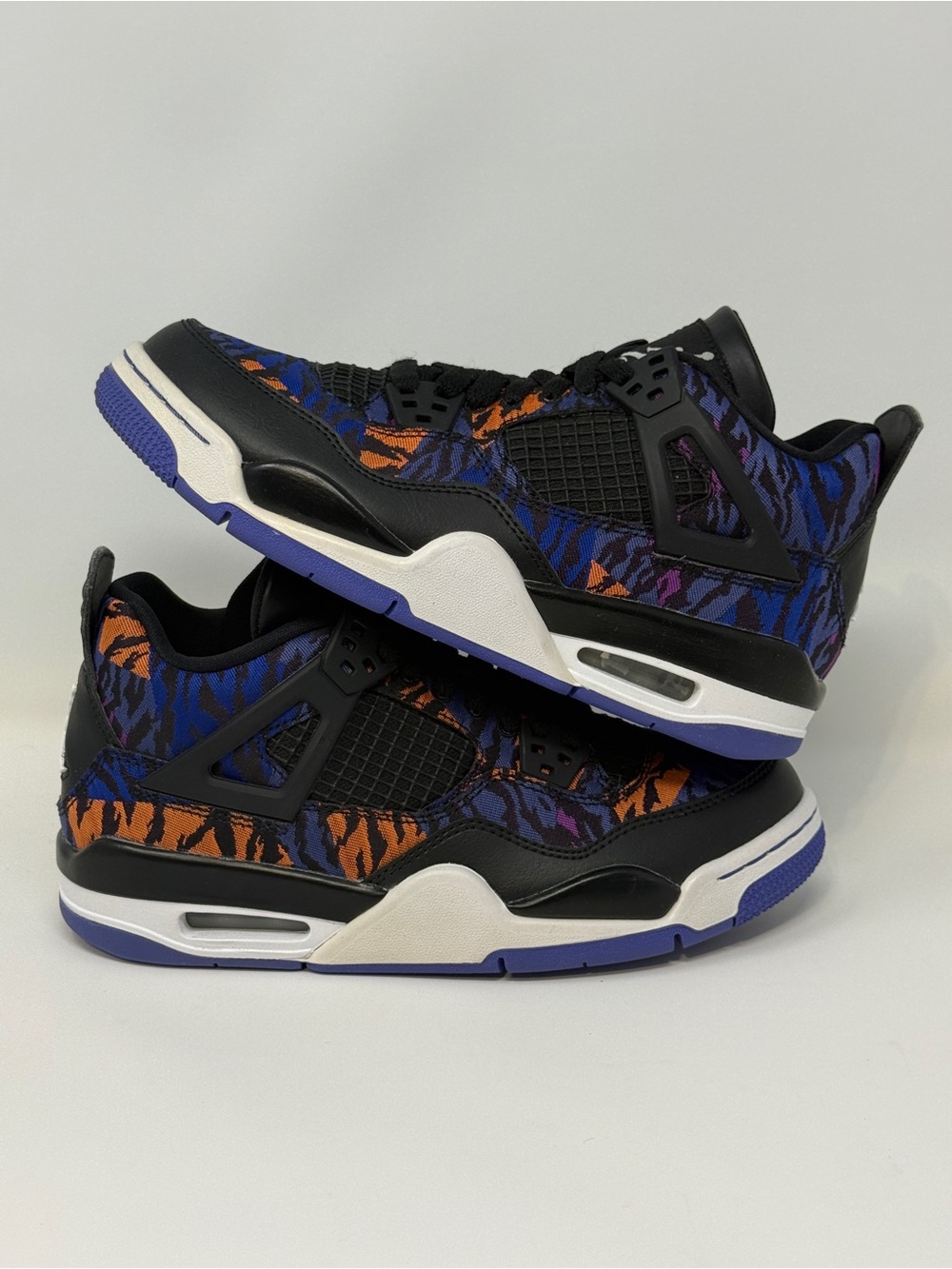 Size 5Y - Jordan 4 Retro Black Rush Violet (GS) BQ9043-005